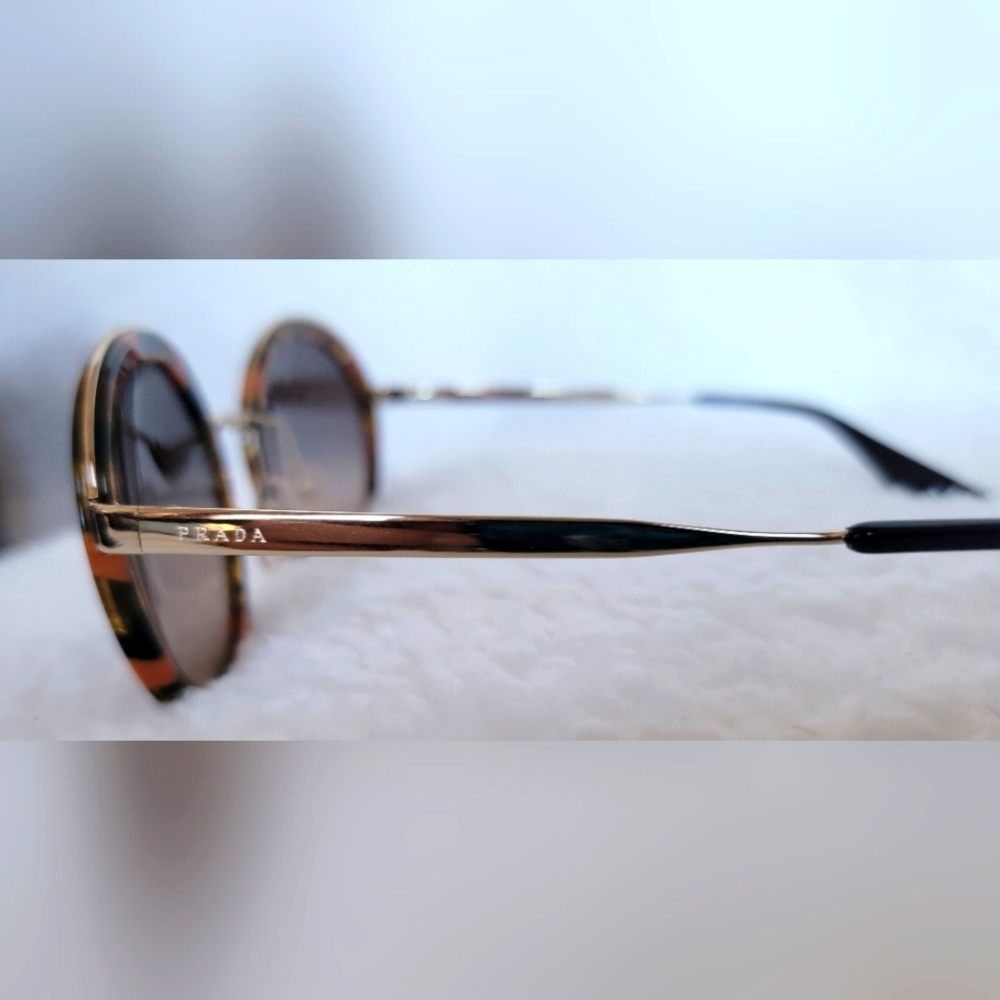Prada - Prada Cinéma - Striped Papaya Round Women's Sunglass SPR 50T - Picture 3 of 8
